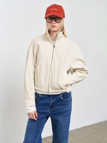 Round Sleeve Bomber Short Jacket [Beige] (WBE1L07505) - GENERAL IDEA - Modalova