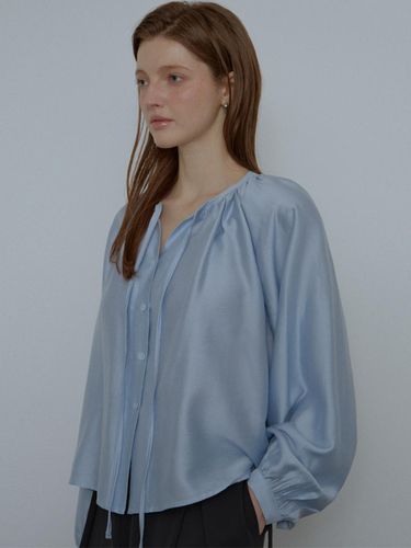 Shirring Volume Modal Polyester Blouse [Blue] - DEHEVE - Modalova