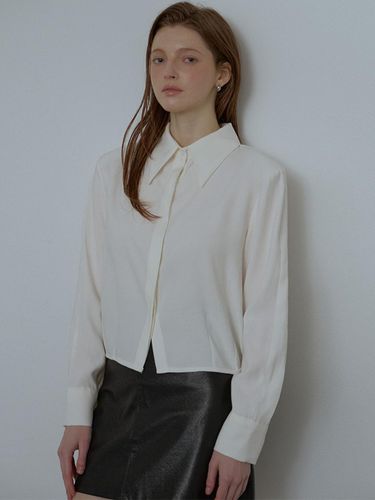 Classic Spread Collar Wide Fit Blouse [Ivory] - DEHEVE - Modalova