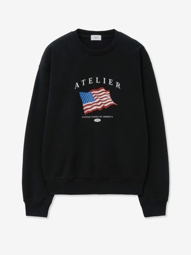 Oversized American Flag Graphic Sweatshirt [Black] (TNTS5E103BK) - TNGT - Modalova