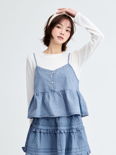 Flare Button Tiered Denim Tank Top [Light Blue] - koolkitten - Modalova