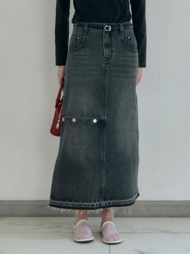 Snap Button A-line Denim skirt (JZSK025A) - Jucy Judy - Modalova