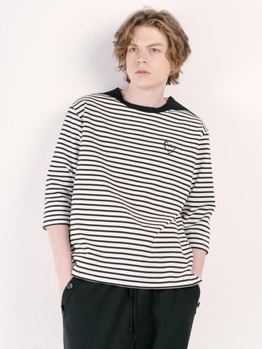 Contrast Shoulder Yarn-Dyed Striped Three-Quarter Sleeve T-shirt [Beige] (CXS25SKRT303) - CUSTOM US - Modalova