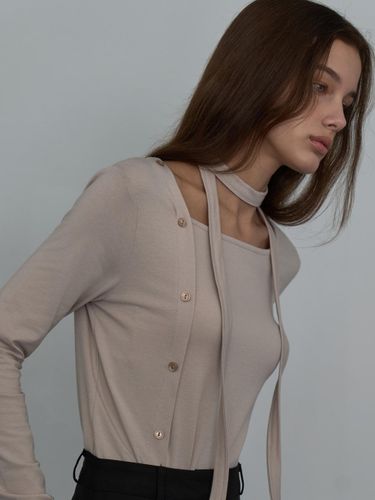 Unbalanced Buttoned Square Neck Scarf Top [Light Beige] (VW370) - VOIEBIT for WOMEN - Modalova