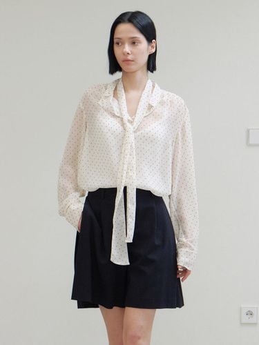 Jacquard Sheer Asymmetrical Tie Blouse [Ivory] (KW5SB5090_KO) - JOY GRYSON - Modalova