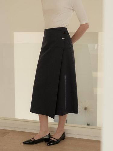 Wrap Silver Button Flare Skirt [Navy] - MOMET - Modalova