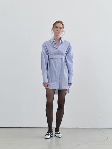 Minimal Overfit Bustier Overshirt [Blue] - MIMEME - Modalova