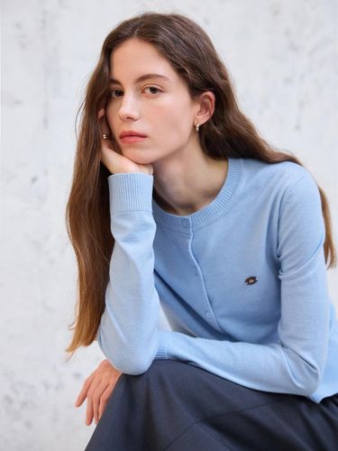 Basic Round Neck Soft-Touch Crop Cardigan (IRSP1CD301) - THE IZZAT - Modalova