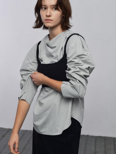 Cowl Neck 3Tuck Shoulder Blouse [] - EVOKE ERA - Modalova