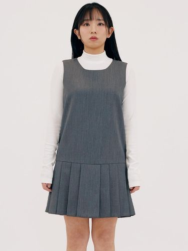 Classic Wool Pleated One-piece Dress [Grey] - CHOCHOU - Modalova