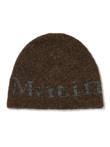 LOGO HEAVY KNIT BEANIE IN BROWN - Matin Kim - Modalova