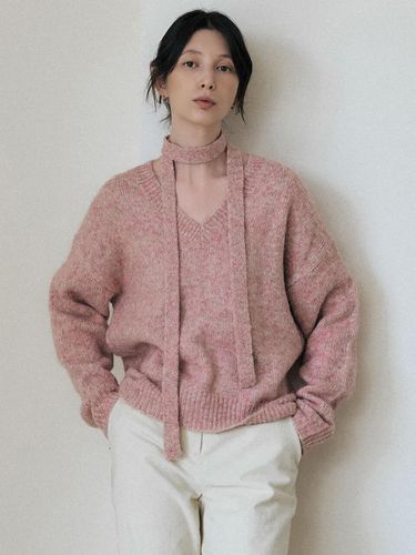 Alpaca muffler V-neck knitwear_PINK - ARTID - Modalova