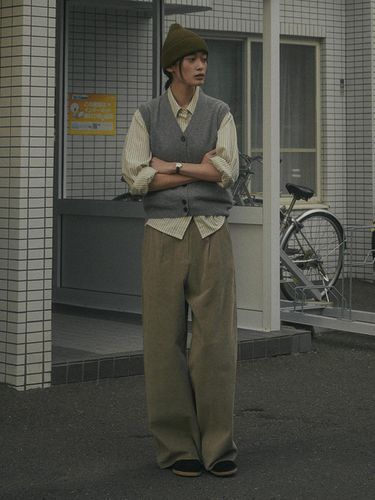 TITAN CORDUROY WIDE PANTS_LIGHT KHAKI - SAGEMENT - Modalova