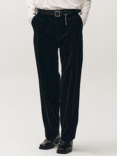 Velvet Texture Balloon Fit Wide Pants [Black] - NOIRER - Modalova