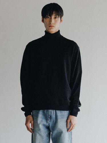 Merino Wool Turtleneck Sweater () - theweatherisawesome - Modalova