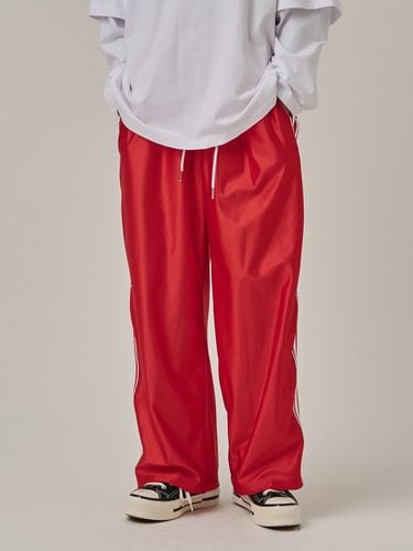 Side Line Track Training Polyester Pants [RED] - Analogmood - Modalova