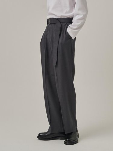 Two tuck wide slacks (charcoal) - Analogmood - Modalova