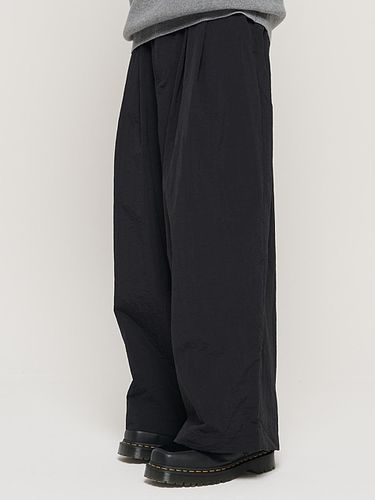 WIDE NYLON BELT BAND PANTS (BLACK) - CARGOBROS - Modalova