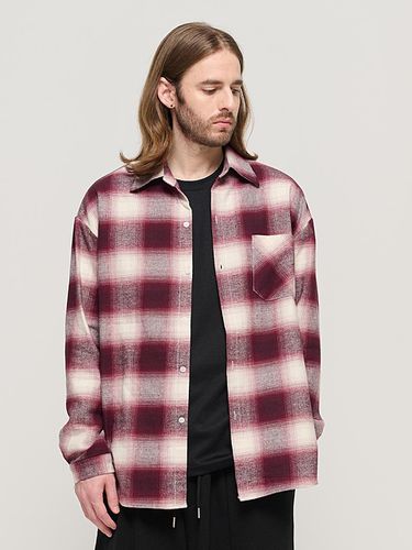 OMBRE FLANNEL CHECK SHIRT (RED) - CARGOBROS - Modalova