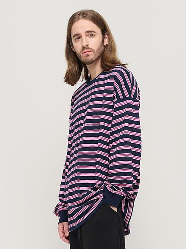 STRIPE OVERSIZED LONG SLEEVE TEE (/) - CARGOBROS - Modalova