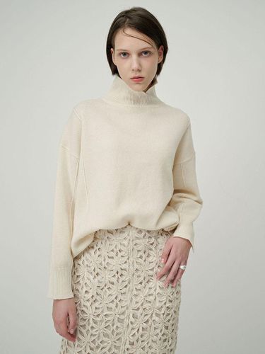 Belle Cashmere Knit _ White - 02 ARMOIRE - Modalova