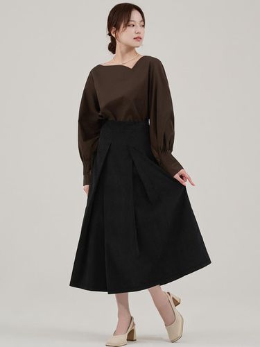 CORDUROY PLEATED SKIRT - black - HYEYEONG KIM - Modalova