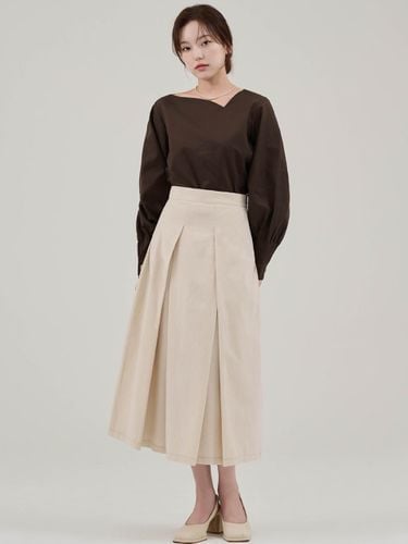 CORDUROY PLEATED SKIRT - beige - HYEYEONG KIM - Modalova