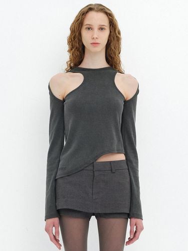 CUT - OUT UNBALANCE TOP / CHARCOAL - CERRIC - Modalova