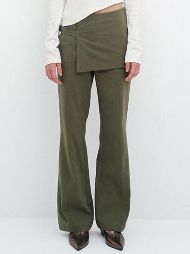 TWO STRAP LAYERED PANTS / KHAKI - CERRIC - Modalova