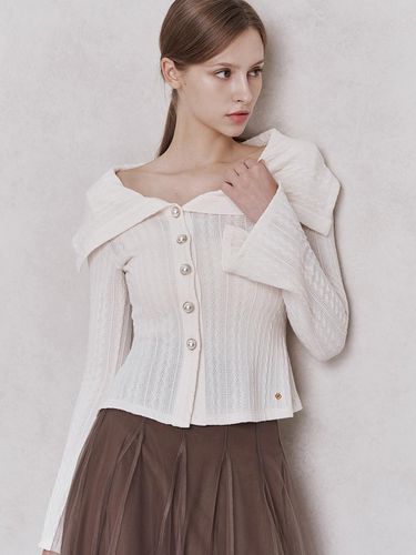 Aaron Knit Top (Ivory) - GRACE U - Modalova