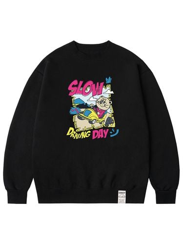 UNISEX] SLOW DRIVING DAY Sweatshirt_Black - GRAVER - Modalova