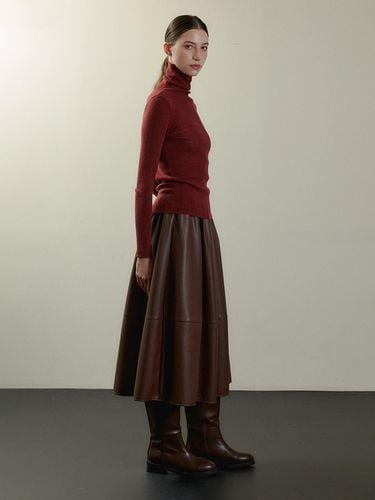 Eco leather BANDING skirt - BROWN - STAYPEOPLE - Modalova