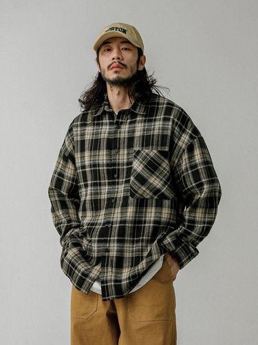 Fluff pocket checkered shirt black - RUGGED HOUSE - Modalova