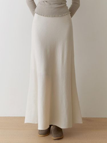 Ooze knit flare skirt (Light Beige) - RE_L - Modalova