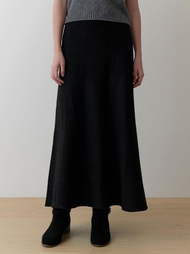 Ooze knit flare skirt (black) - RE_L - Modalova