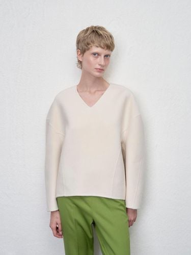 Sarin wool pullover jumper beige - ARIK. - Modalova