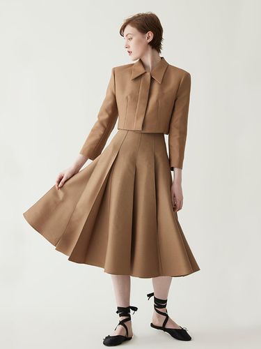 Silk Blend Wool Pleated Skirt- Camel - HAGAHI - Modalova