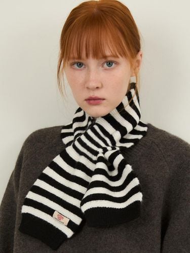 Always Multi Stripe Knit Muffler 2COLOR - WEDNESDAY OASIS - Modalova