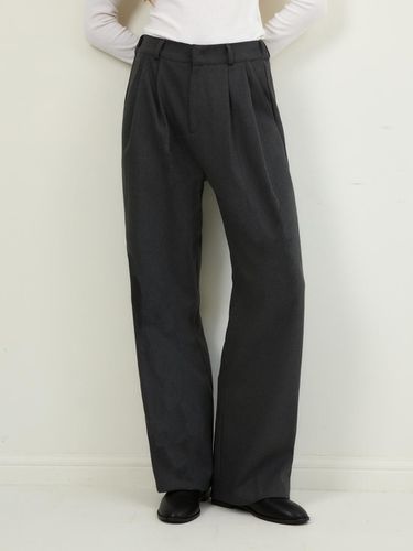 Likewool Two-tuck Semi-wide Slacks - WEDNESDAY OASIS - Modalova