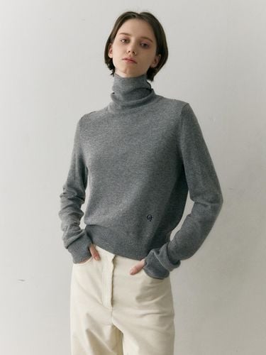 Essential Basic Fit Wool Turtleneck Pullover - OSTKAKA - Modalova