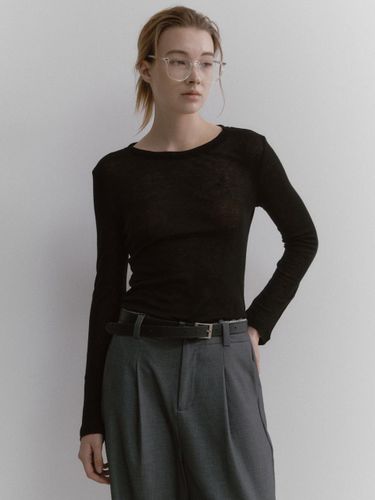 Wool T-shirt (black) - LEI AVERY - Modalova