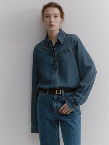 Hidden button denim shirt (blue) - LEI AVERY - Modalova