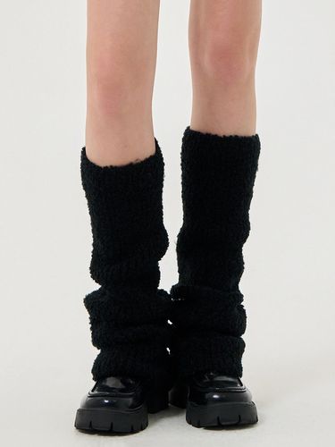 Wool boucle leg warmer [] / WBD4L98520 - GENERAL IDEA - Modalova