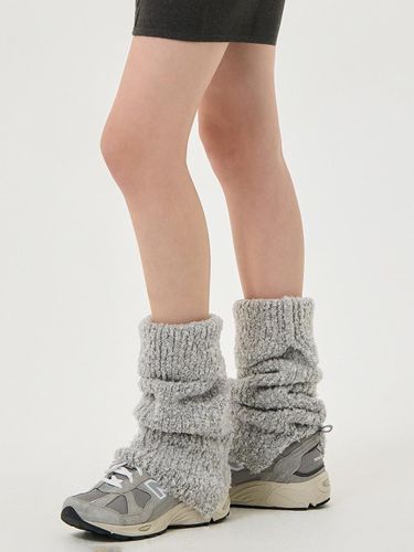 Wool boucle leg warmer [] / WBD4L98520 - GENERAL IDEA - Modalova