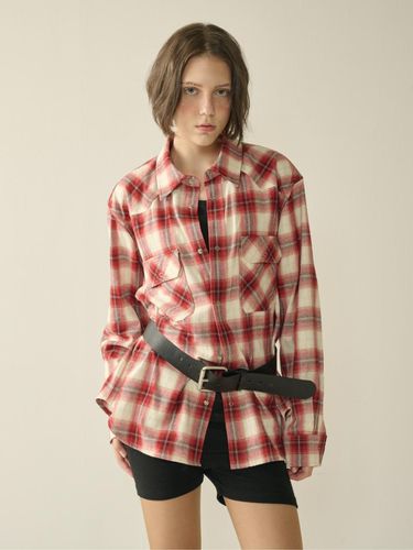 Ombre Checked Western Shirt_Red_W - KINETO - Modalova