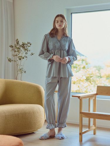 BCFHT] Lemari two-piece Gray - BALCONY in SUITE - Modalova