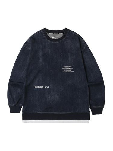 Skateboarder Round Sweatshirt - ready4next - Modalova