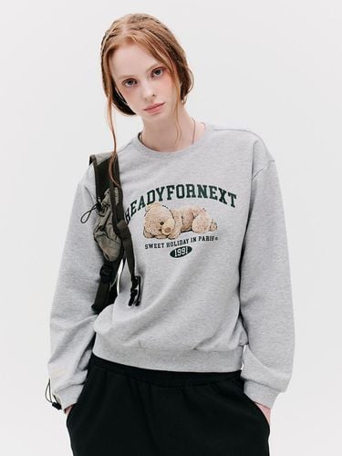 Women's Arch Lettering Bear Sweatshirt MELANGE GRE - ready4next - Modalova