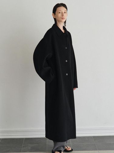 Handmade Balloon Sleeve Coat_Black - RRACE - Modalova