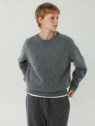 Winter Round Neck Pull Over_Charcoal - RRACE - Modalova